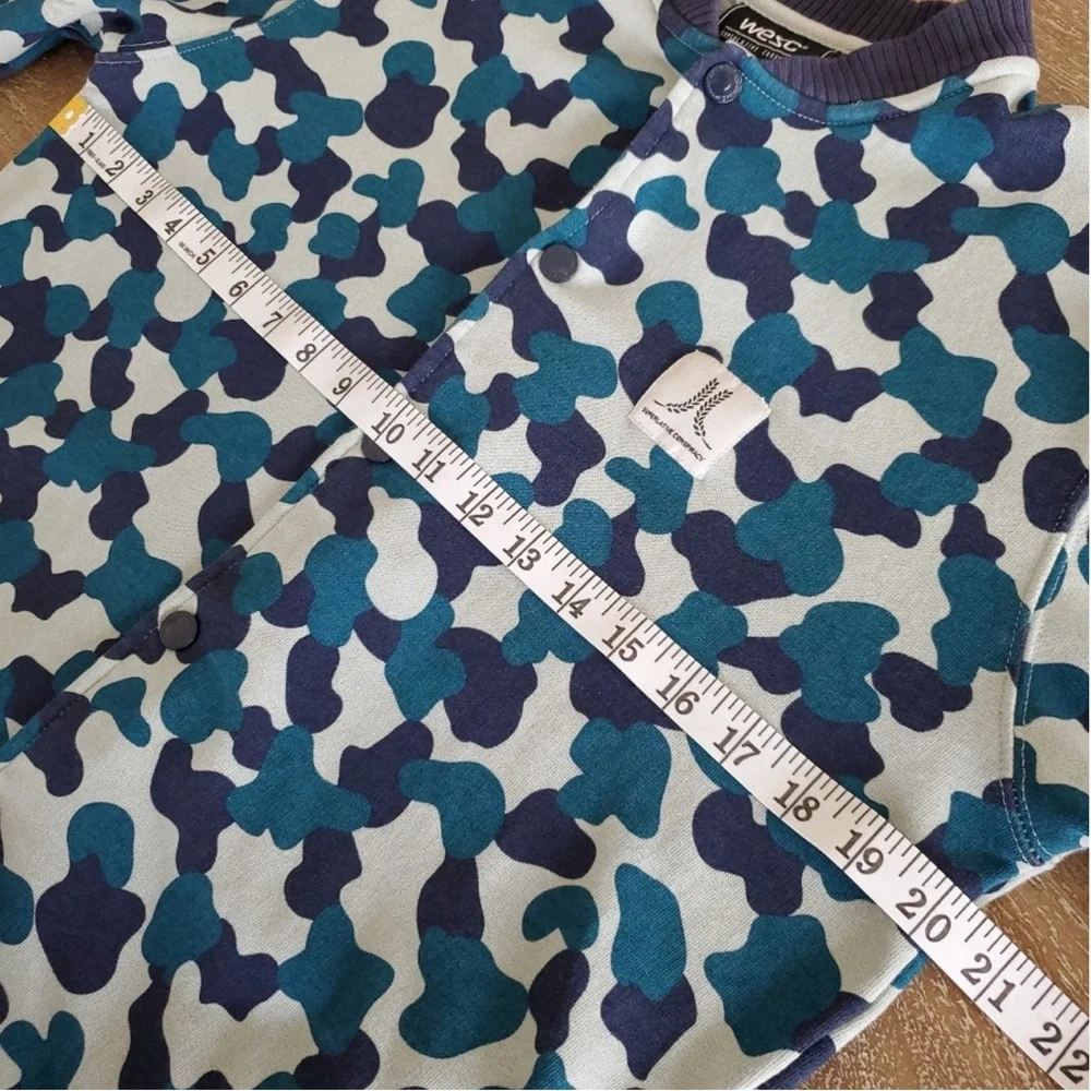 Wesc Men's Bomber Fleece Jacket Blue and Gray Camo Size Small